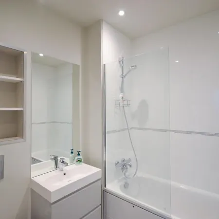 Bright 1 Bedroom In Central Location Lägenhet Bristol