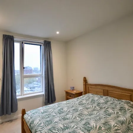 Bright 1 Bedroom In Central Location 公寓 布里斯托